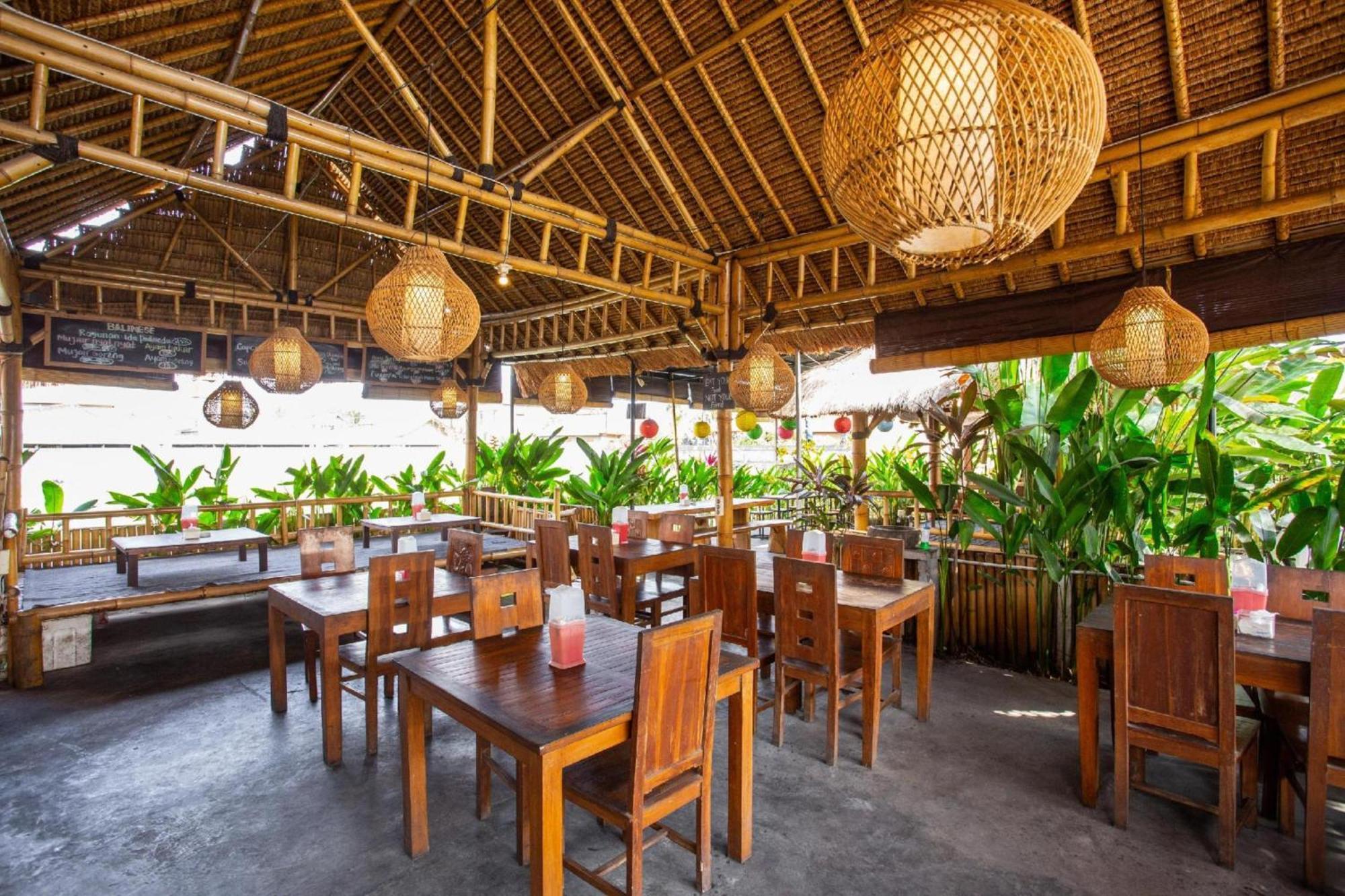 Oyo 1207 Pondok 789 Near Canggu Echo Beach Екстер'єр фото